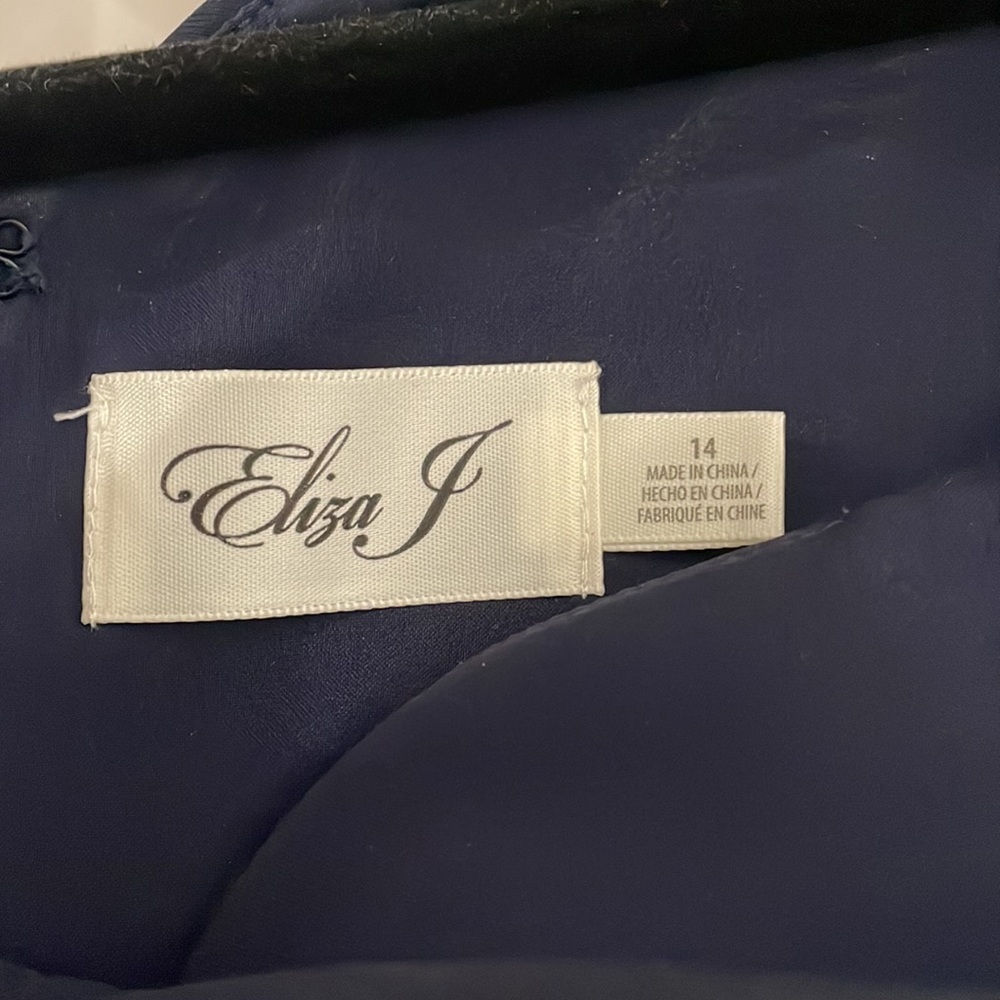 Eliza J Navy Blue Mermaid Gown - Picture 6 of 7